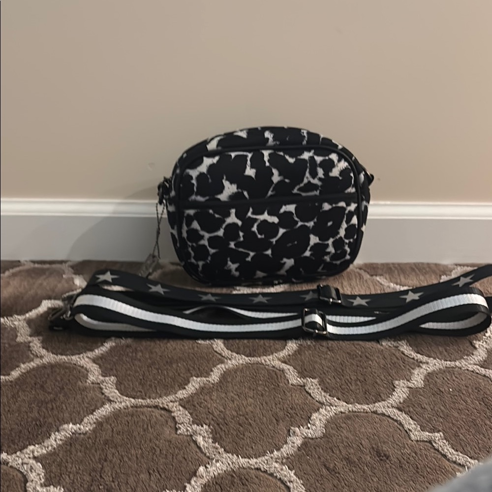 Vintage Havana neoprene handbag